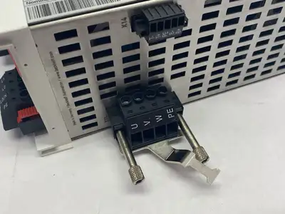 Used Beckhoff Digital Compact Servo Drive 1-channel Servo Drives Michigan US | Maverick Industrial Sales #1395382