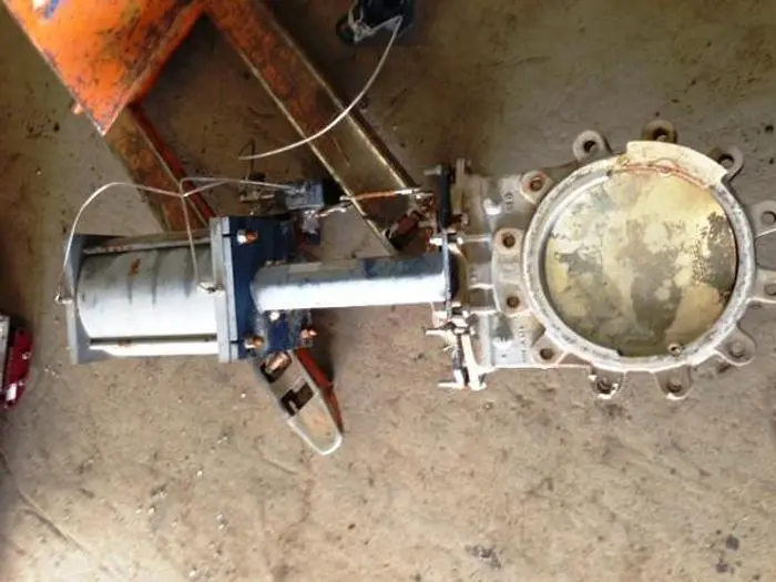 ITT Fabri-Valves, 14 inch knifegate Valves (4)
