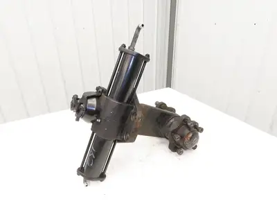 Toyota 8FBE15U Electric Forklift Dual-Wheel Rear Axle Assembly Off 8FBE15U *Read