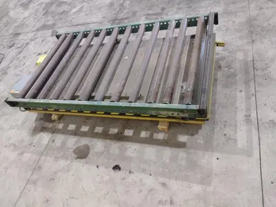 6' X 39" SOUTHWORTH HYDRAULIC ROLLER TOP LIFT TABLE: YOBRO #24782