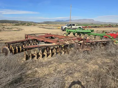 USED INTERNATIONAL 21'