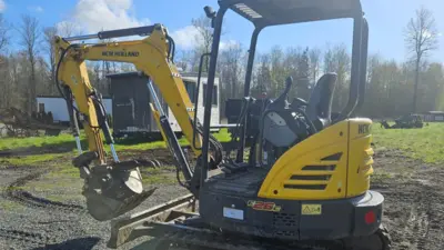 USED 2021 New Holland E26C