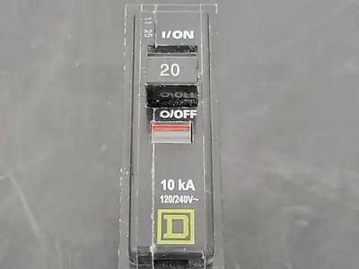 USED SQUARE D QO120