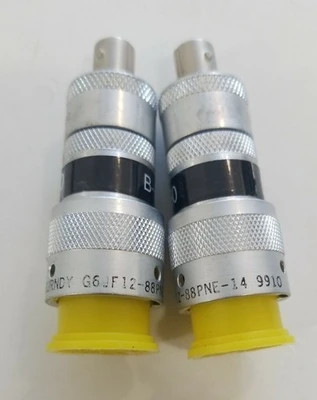 *PREOWNED* LOT OF 2 Burndy G6JF 12-88PNE-14 9910 METAL PLUGS + WARRANTY!