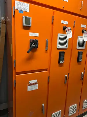 800A Motor Control Center MCC, 575V, 800A Bus, Form 4A, IP42 Enclosure