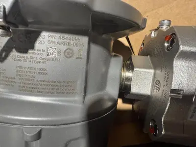 DRAGER PIR7000 334 NPT HART Flammable Gas Detector 6813030 NEW IN BOX STOCK G428