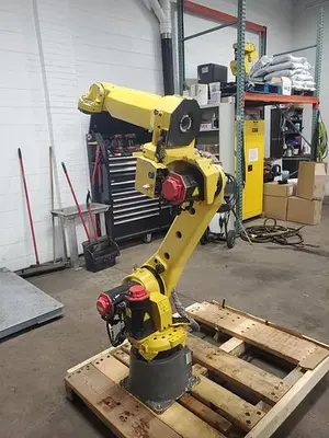 USED 2010 FANUC M-20IA