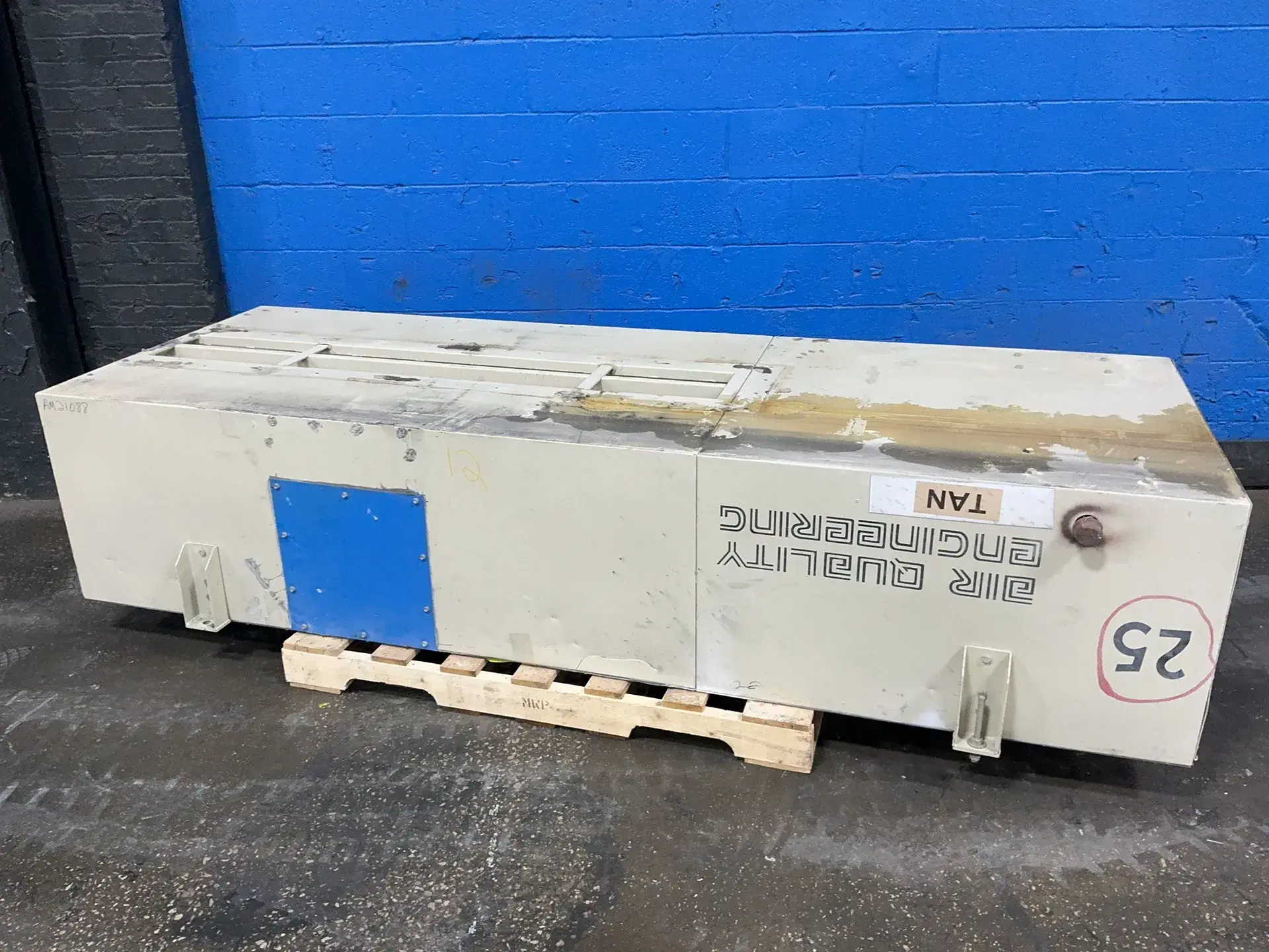 Used AIR QUALITY ENGINEERING INC. AQE 4000 Dust Collectors Ohio US | HGR 24 #1404838