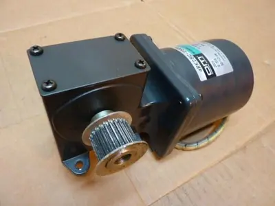 USED ORIENTAL MOTOR 4RK25C-25RB