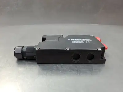 Used Schmersal AZM 161SK-12/12RKAT-024 Relays & Switches South Carolina US | Palmetto Automation #1520655
