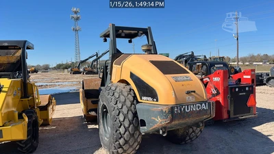 Used 2019 HYUNDAI HR110C-9 Single Drum Rollers Texas US | National Equipment Dealers #1422879