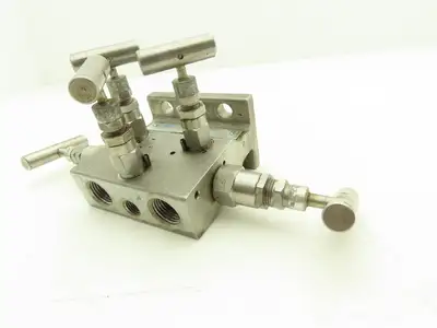 Century Valve CM1051F49CDG 5 Valve Differential Pressure Manifold 1/2" NPT SST