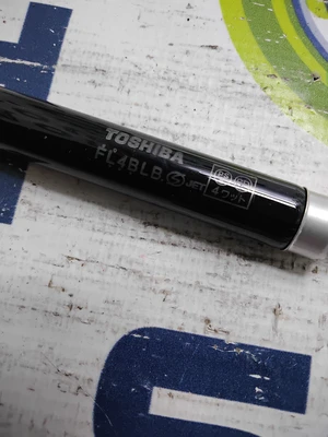 NEW TOSHIBA FL4BLB