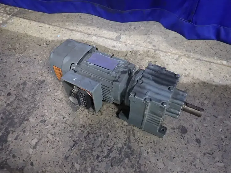 Used SEW EURODRIVE R27 DRS71M4BE1HR/IS/TH Motors (misc) Ohio US | HGR 24 #941343