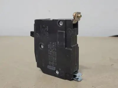 USED SQUARE D QOB115
