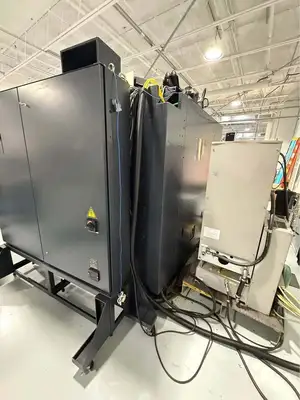 USED 2002 MAKINO V33
