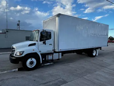 Used 2019 HINO 268 Box trucks Florida US | Truck and Van Outlet #1509125