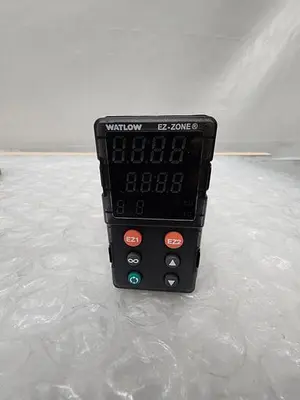 WATLOW EZ-ZONE PM8C1EK-ARFAAAA EXPRESS CONTROLLER