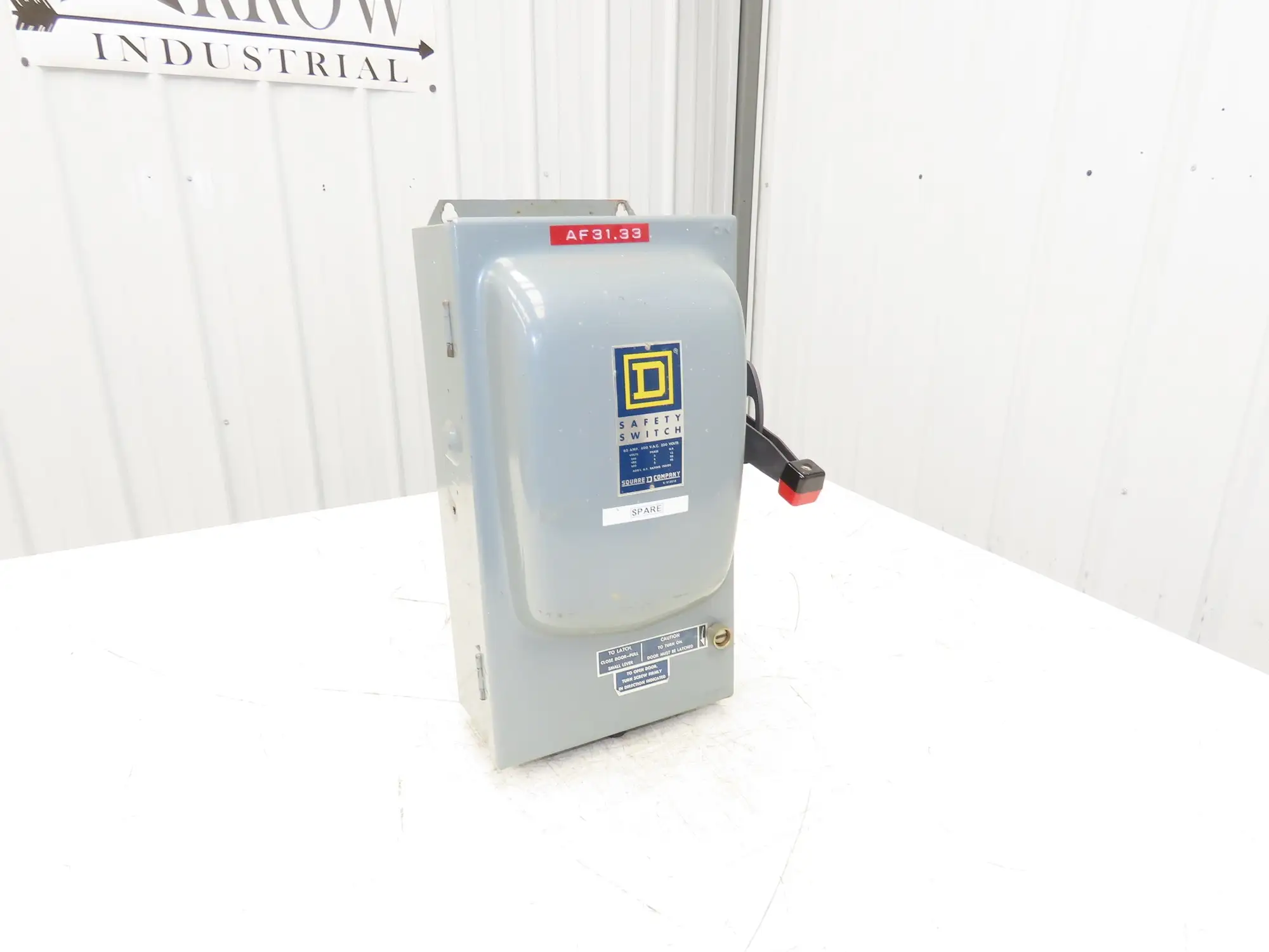 Square D HU362AWK Safety Disconnect Switch 60 Amp 600V 3 Pole W/Fuse block Added