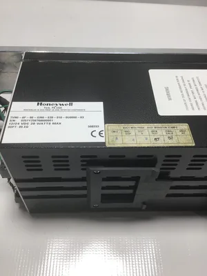 Honeywell TVMI-6F-80-GM0-E20-010-0U0000-03 Universal Digital Controller