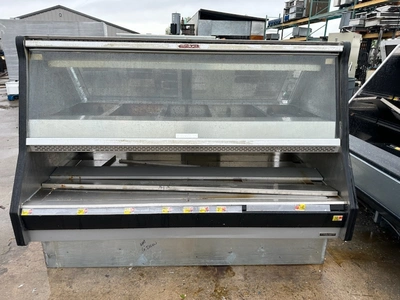 12-0052 Custom Deli DILW6C 6' Full Service Hot Case