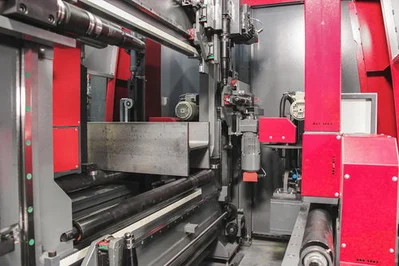 NEW VOORTMAN V704