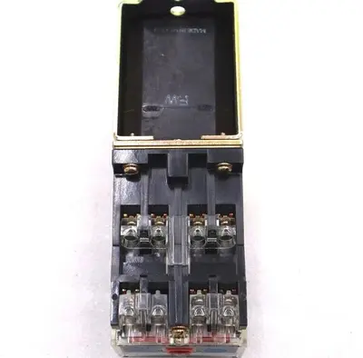ALLEN BRADLEY BULLETIN 700DCP700Z2 DC RELAY RELAIS CC SERIES D #L-225
