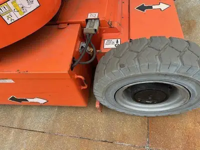 Used 2014 JLG E300AJP Manlifts Illinois US | Somerset Equipment Sales #1542945