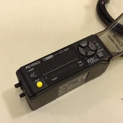 USED KEYENCE CORP GV-21
