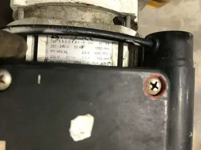 TRIVAC D10E Vacuum Pump 10M3/HR (44gpm)2×10-3 mbar (2.9PSI) 140041