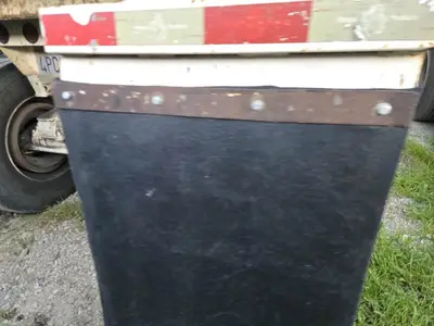 USED 2009 DRAGON 28FT