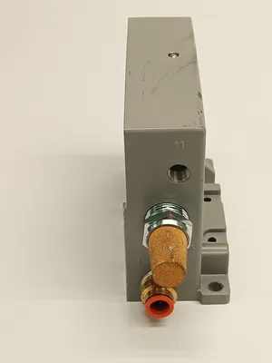Parker Manifold End Plate H Series - Used