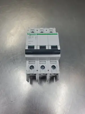 USED Schneider Electric 60173 Multi 9 (C60 5A)