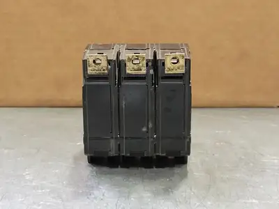 Used GENERAL ELECTRIC THQB320 Switchgears British Columbia CA | Lenmark #243329