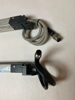 Used KEYENCE PJ-V21T & PJ-V21R Industrial Controls Ohio US | Surplus Asset Holdings #1460458