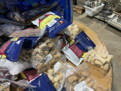 Used MIXED LOT OF BOTTLE CAPPING ACCESSORIES Cappers Michigan US | Miedema Asset Management Group #1761553