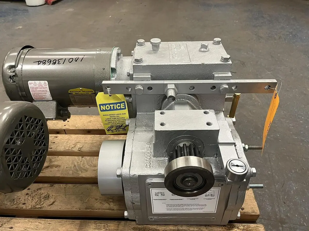 New | in-Stock CLYDE BERGMANN RXC000121 Gearmotors | Surplus Asset Holdings #1227248