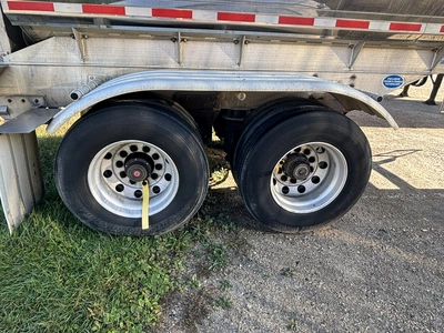 Used 2017 WALKER MILK TANKER TRAILER Liquid Supply Trailers Michigan US | Miedema Asset Management Group #1709493