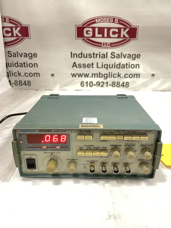 Used Tektronix _UNKNOWN_ Signal Generators Pennsylvania US | Moses B Glick #1008355