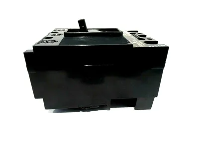 NEW ITE SIEMENS EF3A005 CIRCUIT BREAKER