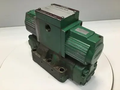 USED YUKEN DSHG-06-3C5-E-R115-35101