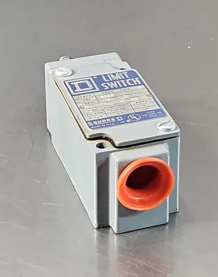 Square D B53D Limit Switch. Loc5E-22
