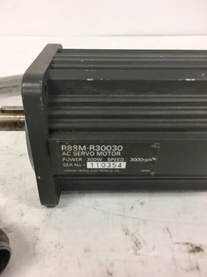 USED Omron R88M-R30030