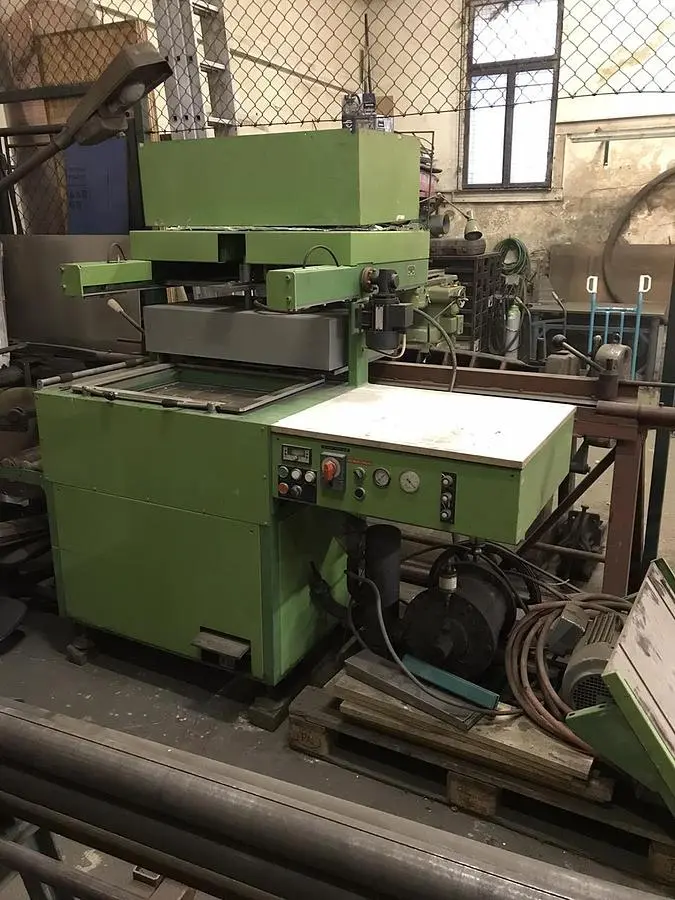 Used 1991 VÝVOJ VLAŠIM BTV / 11 Presses, Forming CZ | Amaron s.r.o. #1065055