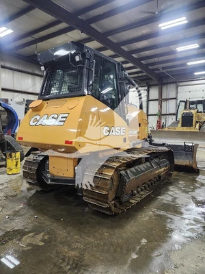 USED 2023 CASE 850M WT