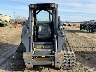 USED 2022 NEW HOLLAND C332