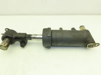 Toyota 5FBE15 Electric Forklift Hydraulic Cylinders