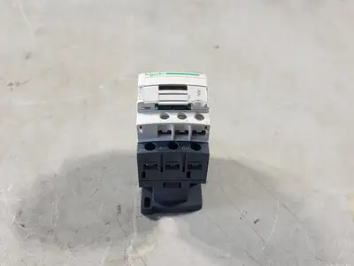 NEW SCHNEIDER ELECTRIC LC1D09F7