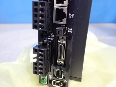 NEW OMRON R88DKN04HECTL