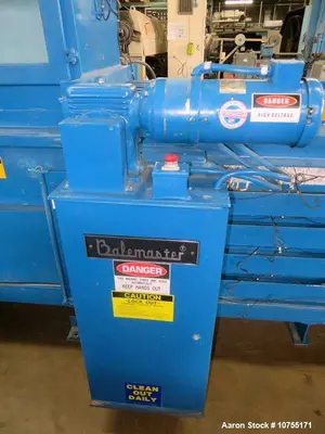USED BALEMASTER Q6, J.2.7, U, Z.7, J, I.2, Q.W